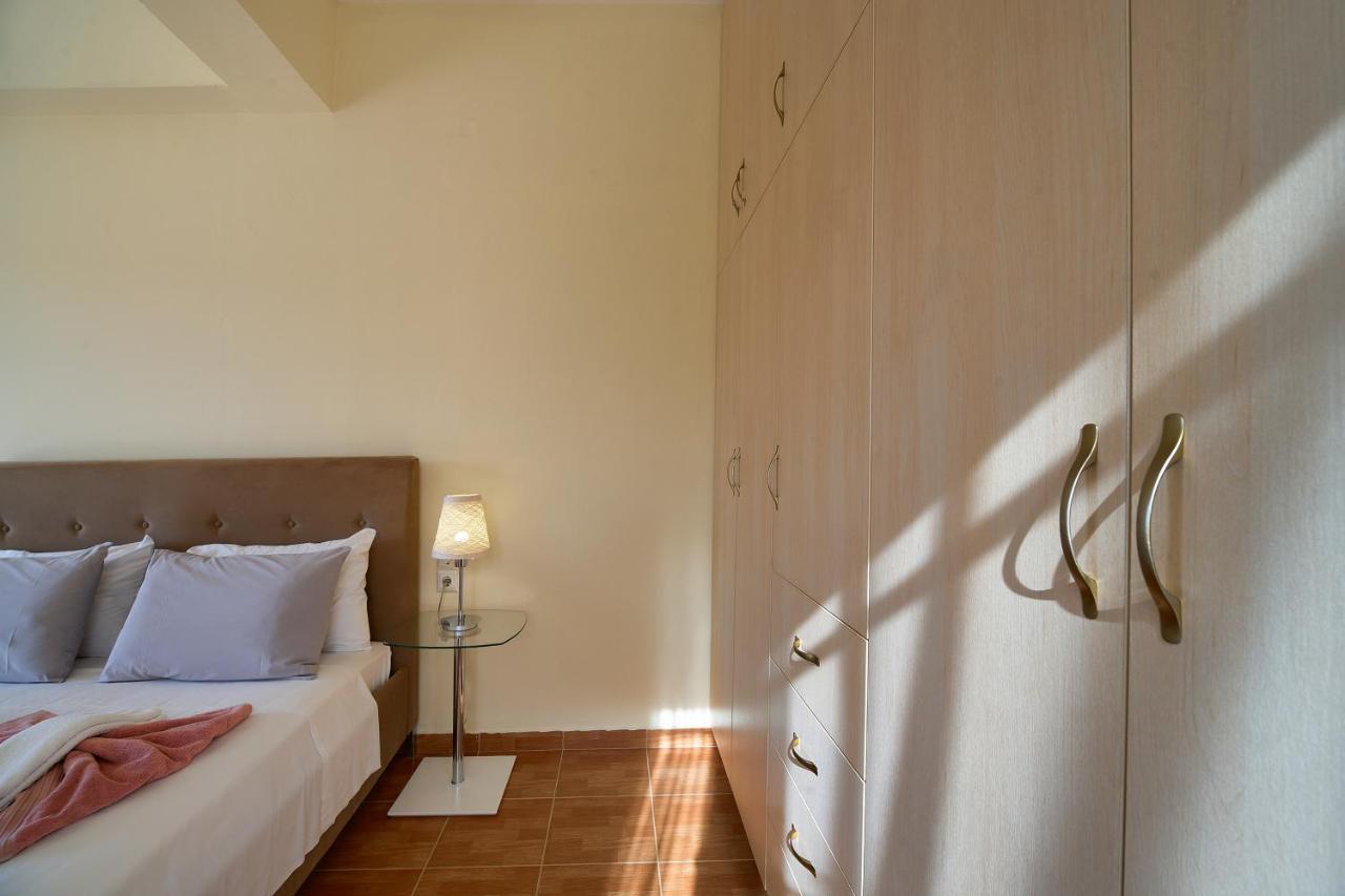 Palio Gerani Villa Moma מראה חיצוני תמונה